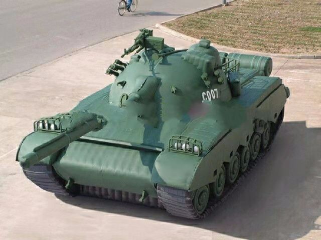 灵山小型军事坦克